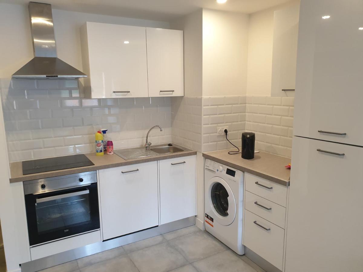 Appartements Renove 2023 Proche Aeroport 5Min, Gare Sncf 2 Min, Tramway Au Pied De L'Immeuble , Parking Possible, Renovated Apartments 2023 Near The Airport 5 Min, Train Station 2 Min, Tram Next To The Building 1 Min, Parking Possible Nizza Kültér fotó