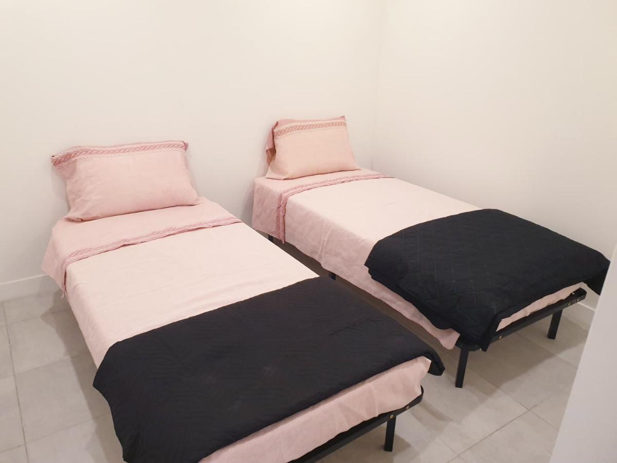 Appartements Renove 2023 Proche Aeroport 5Min, Gare Sncf 2 Min, Tramway Au Pied De L'Immeuble , Parking Possible, Renovated Apartments 2023 Near The Airport 5 Min, Train Station 2 Min, Tram Next To The Building 1 Min, Parking Possible Nizza Kültér fotó