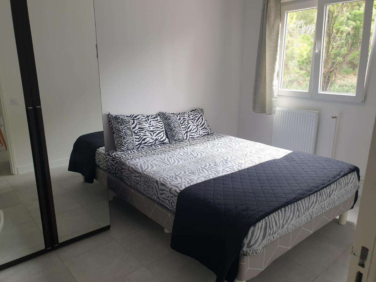 Appartements Renove 2023 Proche Aeroport 5Min, Gare Sncf 2 Min, Tramway Au Pied De L'Immeuble , Parking Possible, Renovated Apartments 2023 Near The Airport 5 Min, Train Station 2 Min, Tram Next To The Building 1 Min, Parking Possible Nizza Szoba fotó