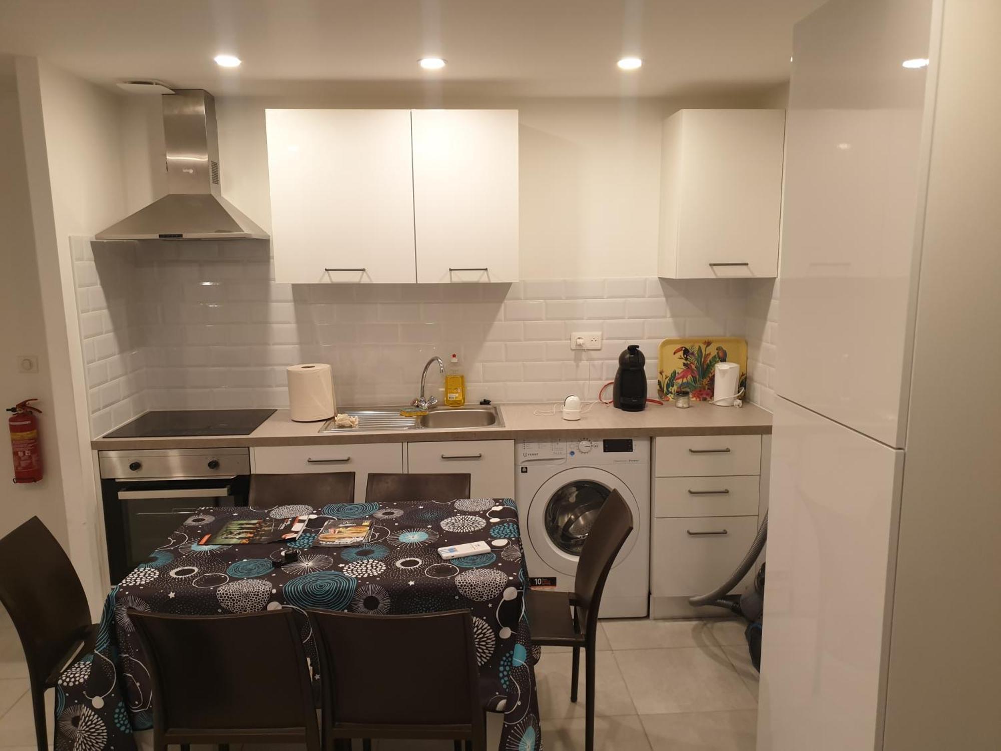 Appartements Renove 2023 Proche Aeroport 5Min, Gare Sncf 2 Min, Tramway Au Pied De L'Immeuble , Parking Possible, Renovated Apartments 2023 Near The Airport 5 Min, Train Station 2 Min, Tram Next To The Building 1 Min, Parking Possible Nizza Kültér fotó